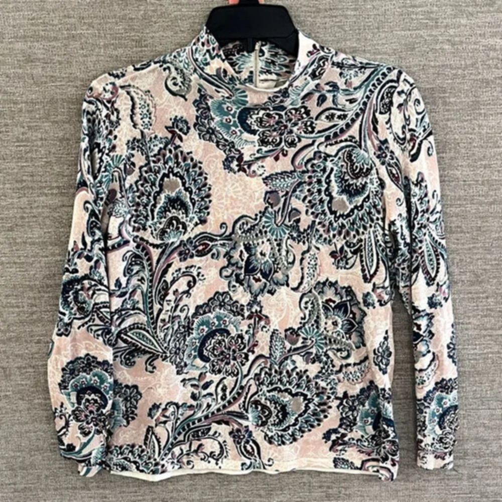 Chicos Top Pullover Long Sleeve Womens Size L Pink Paisley Gold Zipper Buttons